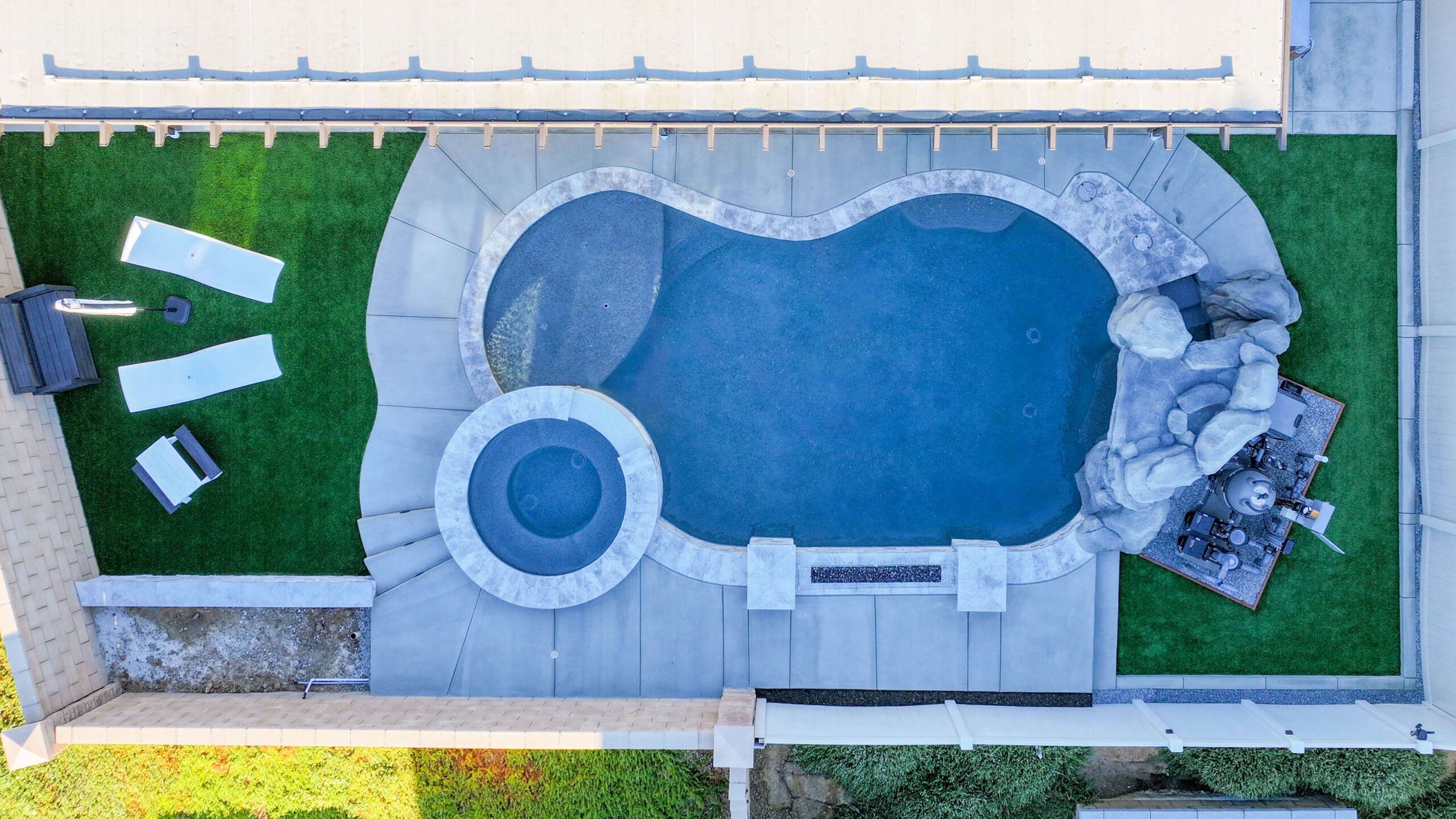 dji_fly_20250920_084928_0079_1759101945272_photo-1-scaled